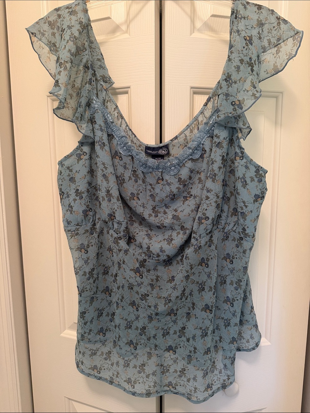 Light Blue Floral Ruffle Camisole with Lace Trim